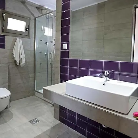 Hotel Akti 2*