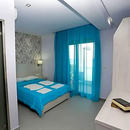 Hotel Akti 2*
